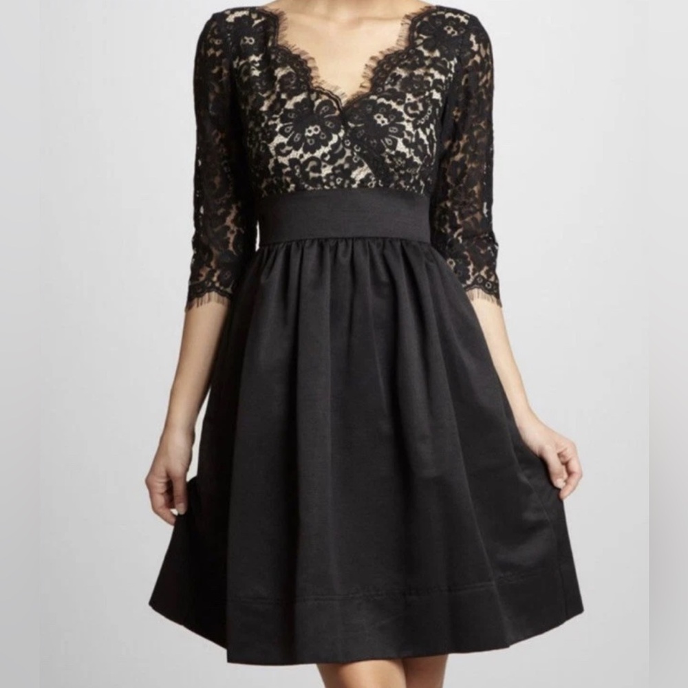 Eliza J- Black V-Neck, Laced Top, Cocktail Dress- Sz 2 - Picture 2 of 5